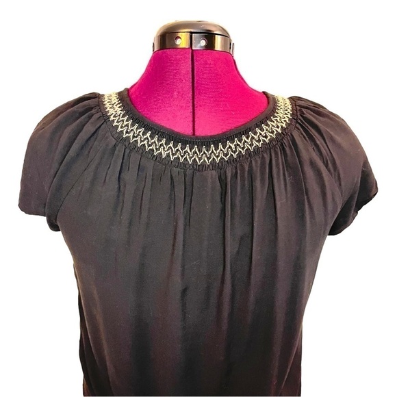 Faded Glory Peasant Short Sleeve Blouse with Shirring and Embroidery - Picture 10 of 12